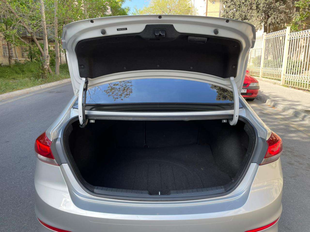 Hyundai Elantra, 2016 il, 2.0 L, 50 555 km