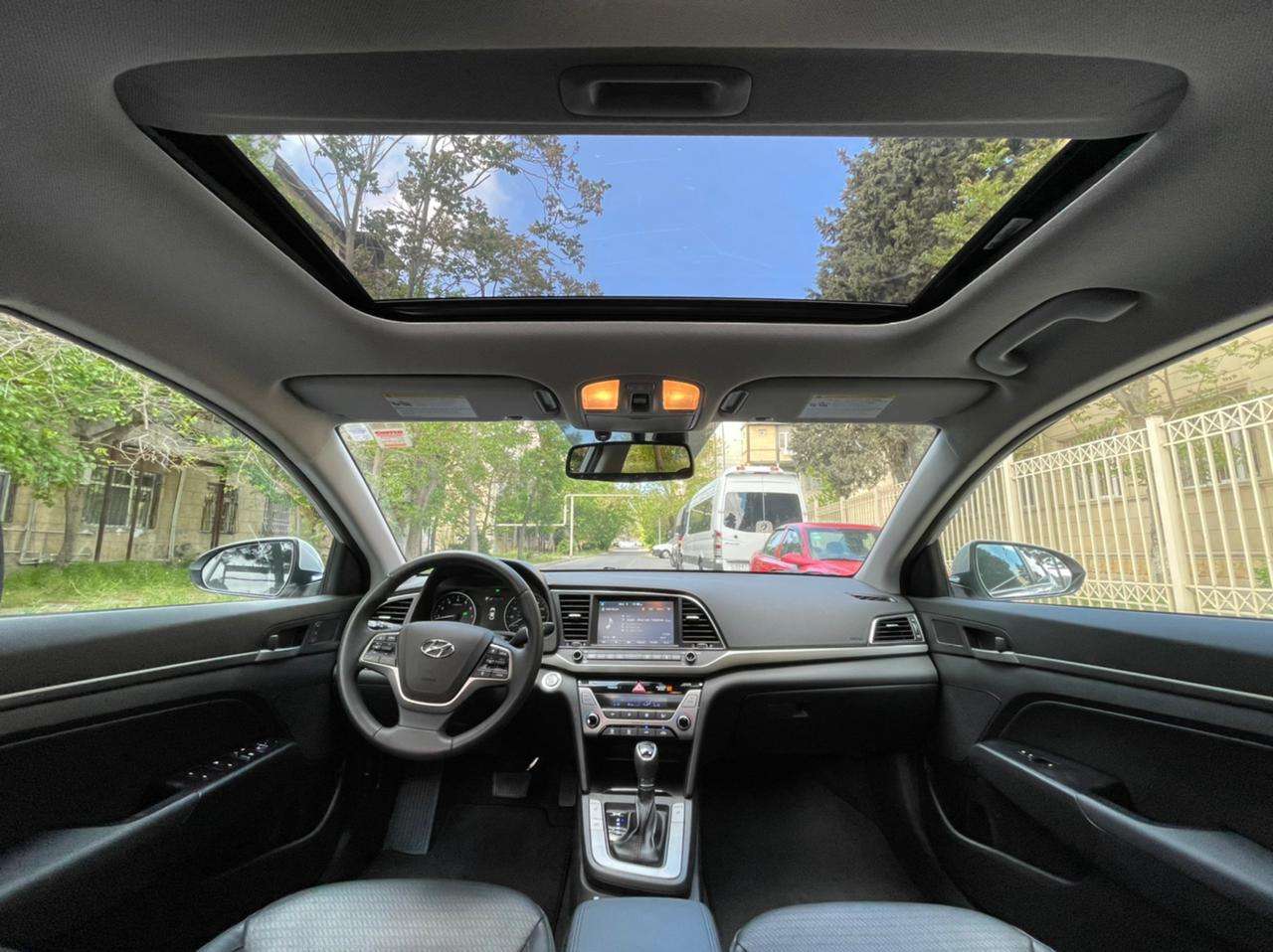 Hyundai Elantra, 2016 il, 2.0 L, 50 555 km