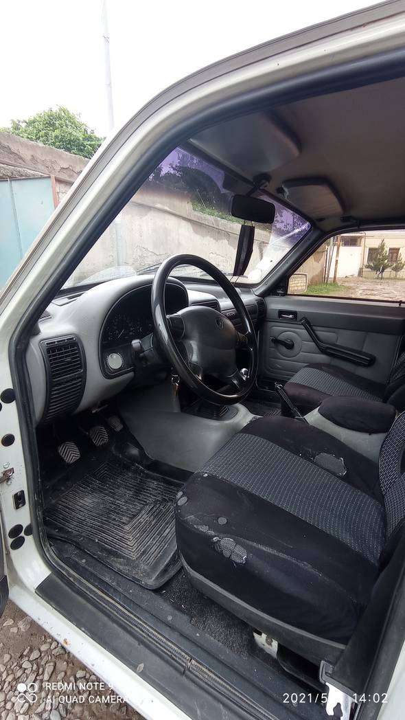 GAZ 3110, 1998 il, 2.4 L, 128 000 km
