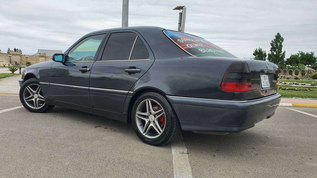 Mercedes C 230, 1998 il, 2.3 L, 360 000 km