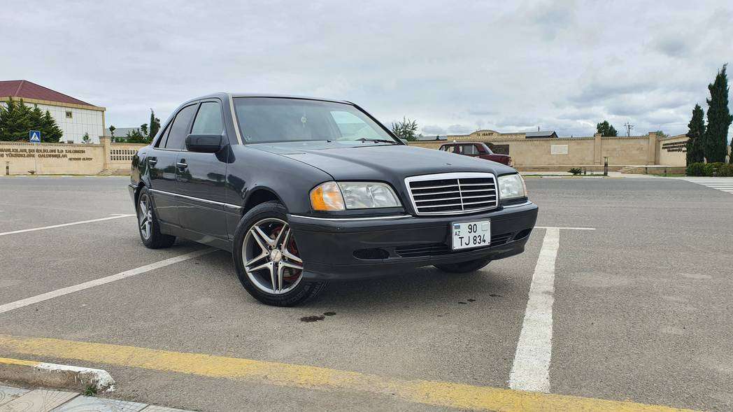 Mercedes C 230, 1998 il, 2.3 L, 360 000 km