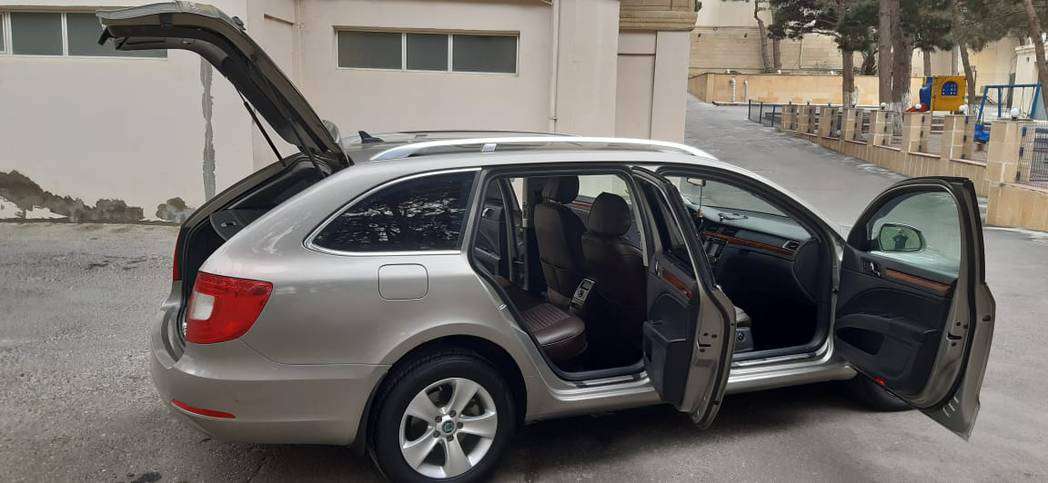 Skoda Superb, 2011 il, 1.8 L, 264 000 km