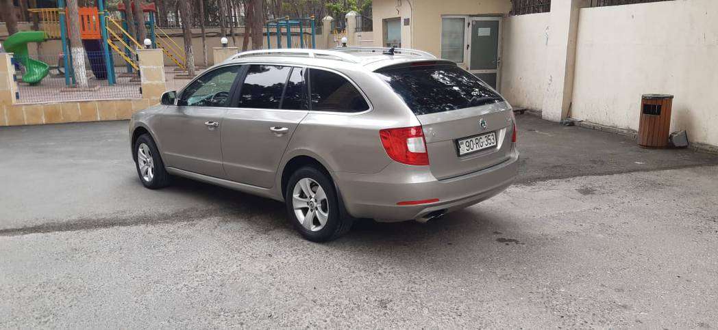 Skoda Superb, 2011 il, 1.8 L, 264 000 km
