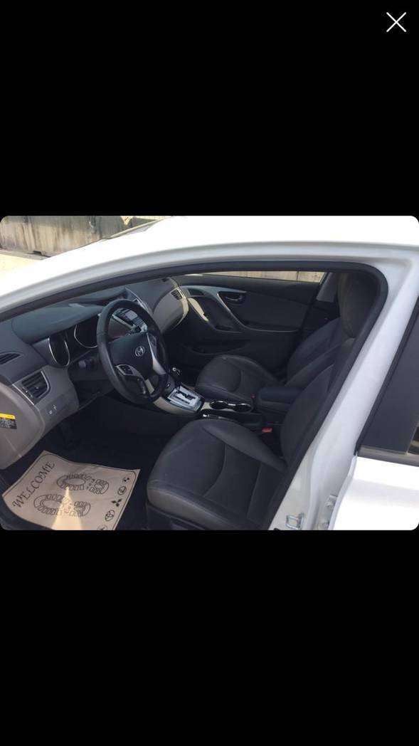 Hyundai Elantra, 2011 il, 1.6 L, 80 000 km
