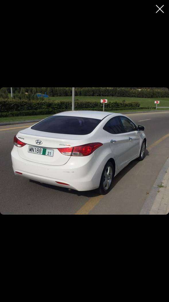 Hyundai Elantra, 2011 il, 1.6 L, 80 000 km