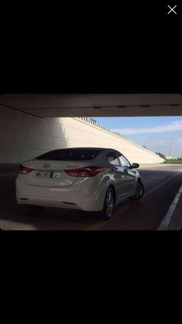 Hyundai Elantra, 2011 il, 1.6 L, 80 000 km