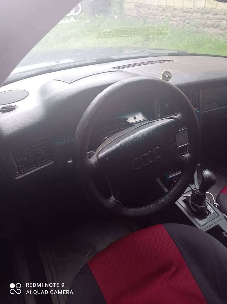 Audi 80, 1994 il, 2.0 L, 350 000 km