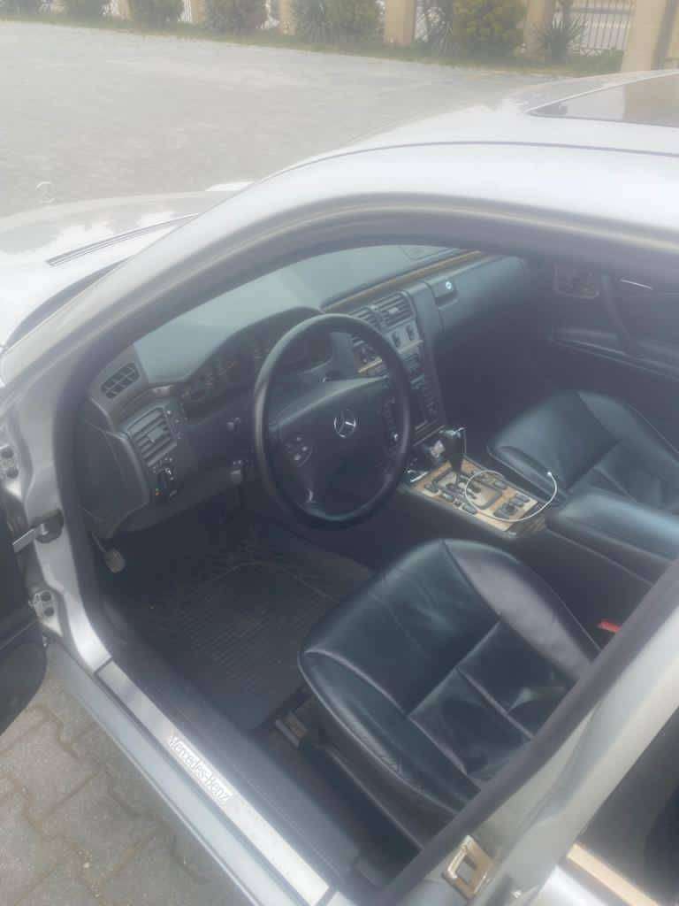 Mercedes E 320, 2001 il, 3.2 L, 300 000 km