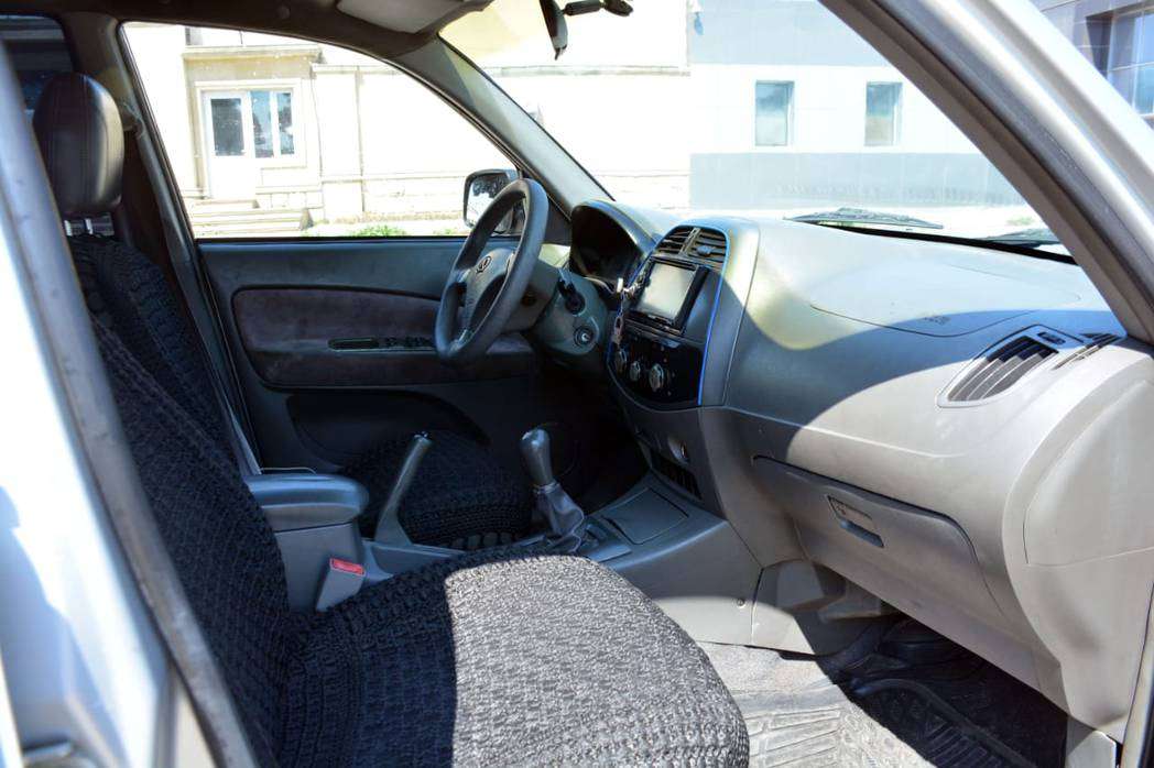 Chery Tiggo, 2005 il, 2.0 L, 200 000 km