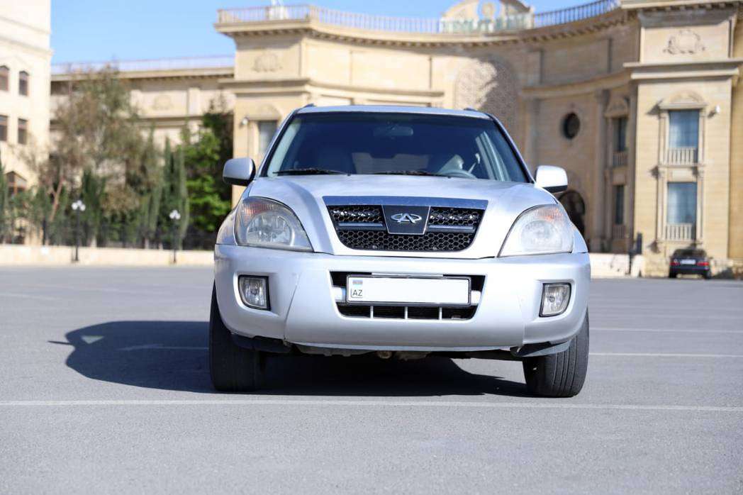 Chery Tiggo, 2005 il, 2.0 L, 200 000 km