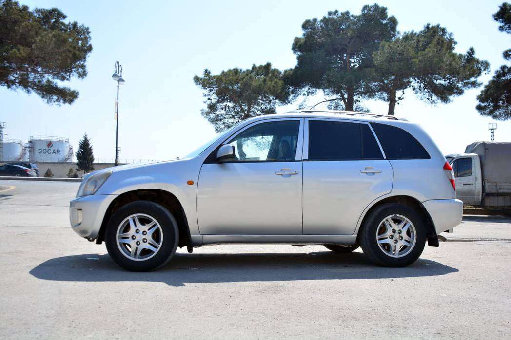 Chery Tiggo, 2005 il, 2.0 L, 200 000 km
