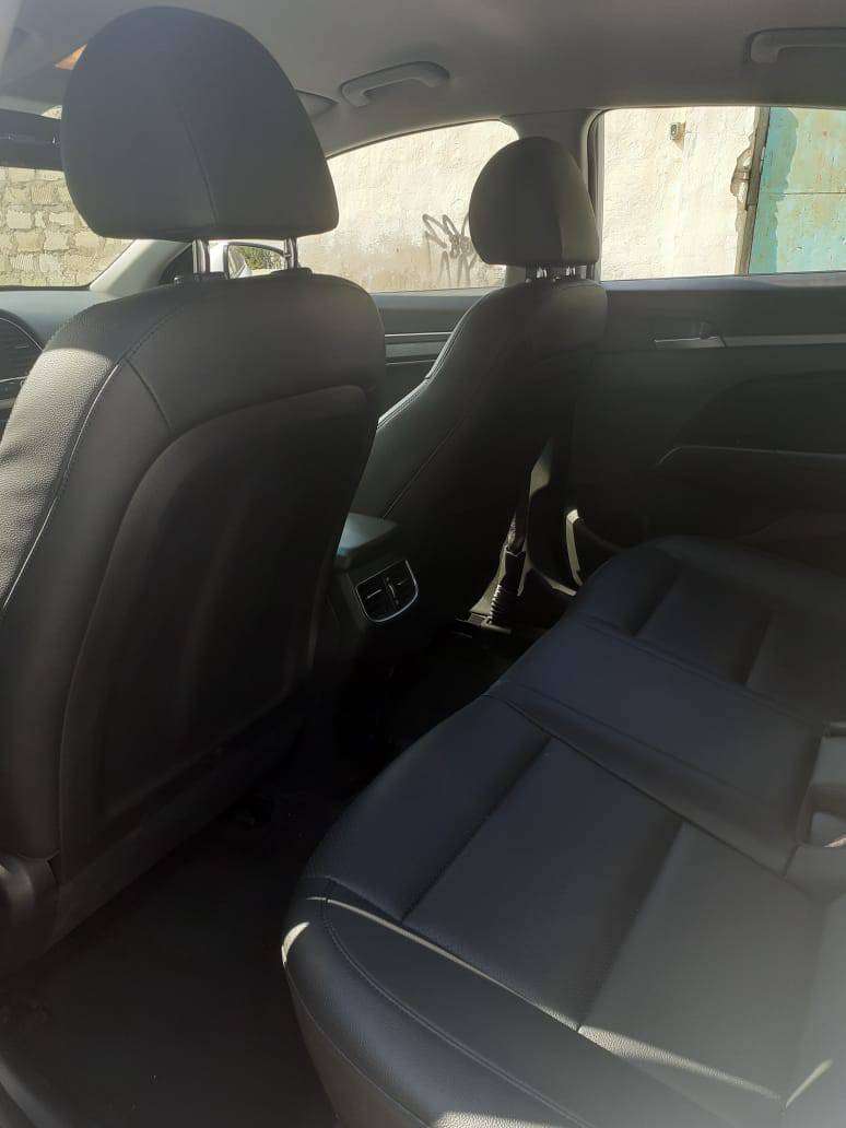 Hyundai Elantra, 2016 il, 1.6 L, 66 000 km
