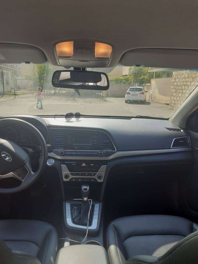 Hyundai Elantra, 2016 il, 1.6 L, 66 000 km