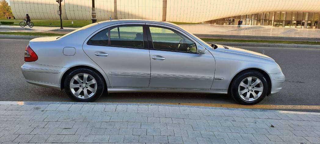 Mercedes E 220, 2008 il, 2.2 L, 314 000 km