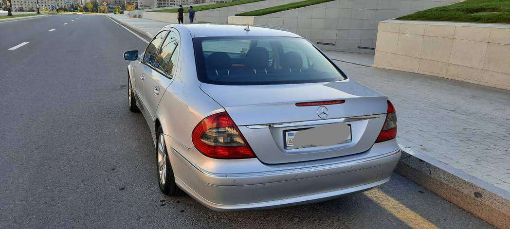 Mercedes E 220, 2008 il, 2.2 L, 314 000 km