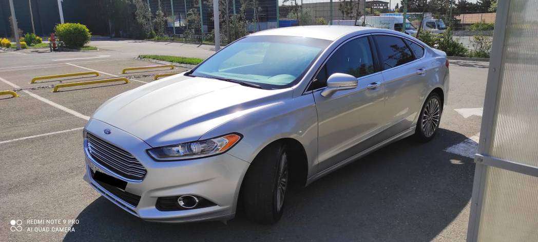 Ford Fusion, 2015 il, 2.0 L, 111 000 km