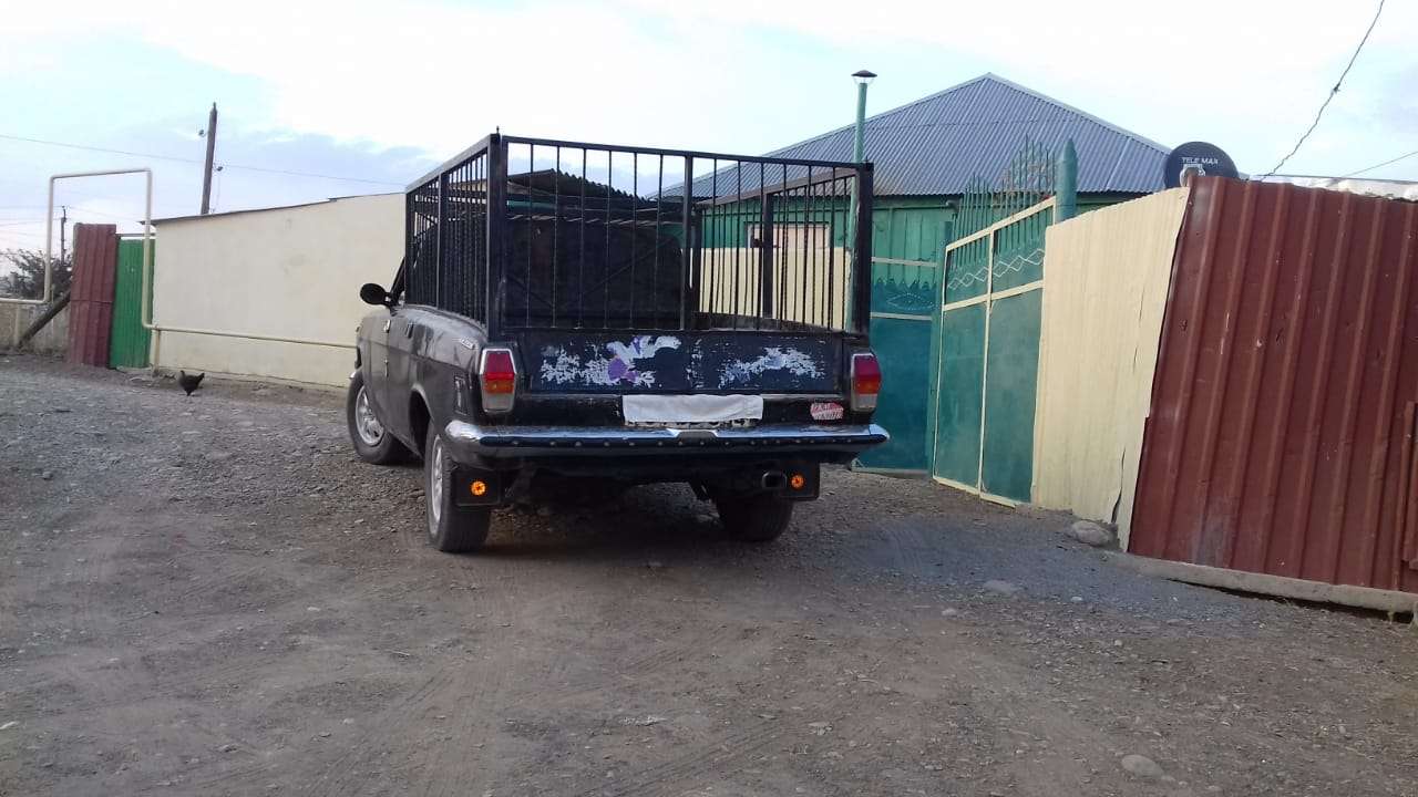 GAZ 24-10, 1993 il, 2.4 L, 150 000 km