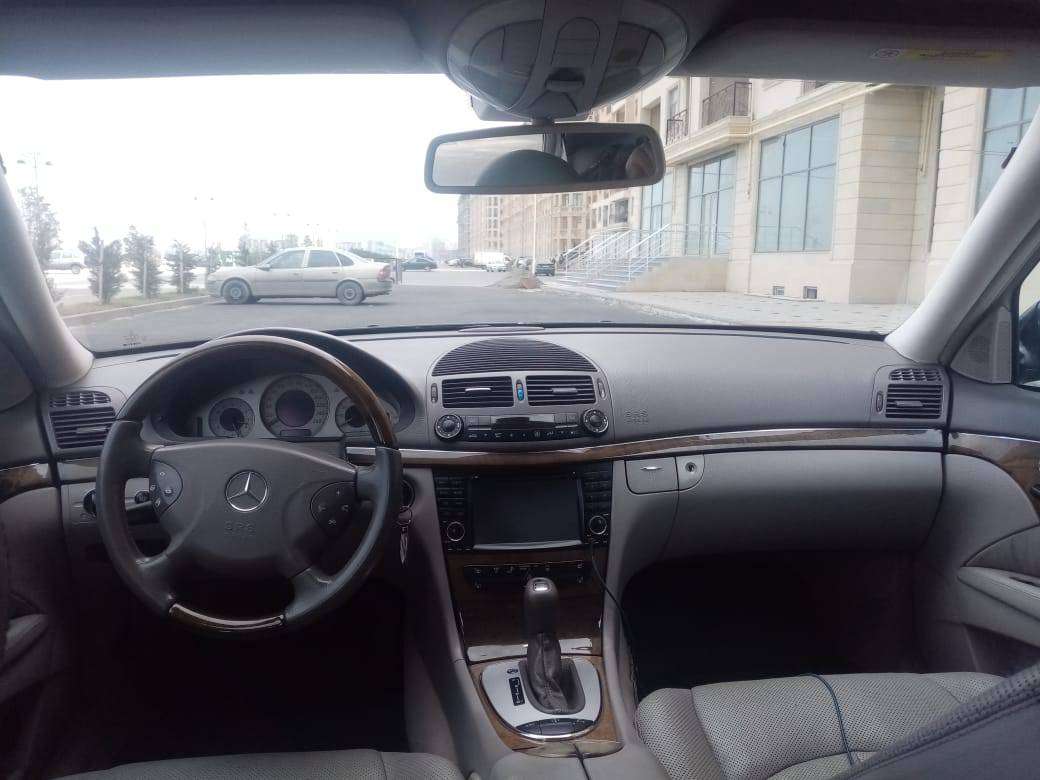 Mercedes E 320, 2002 il, 3.2 L, 248 345 km
