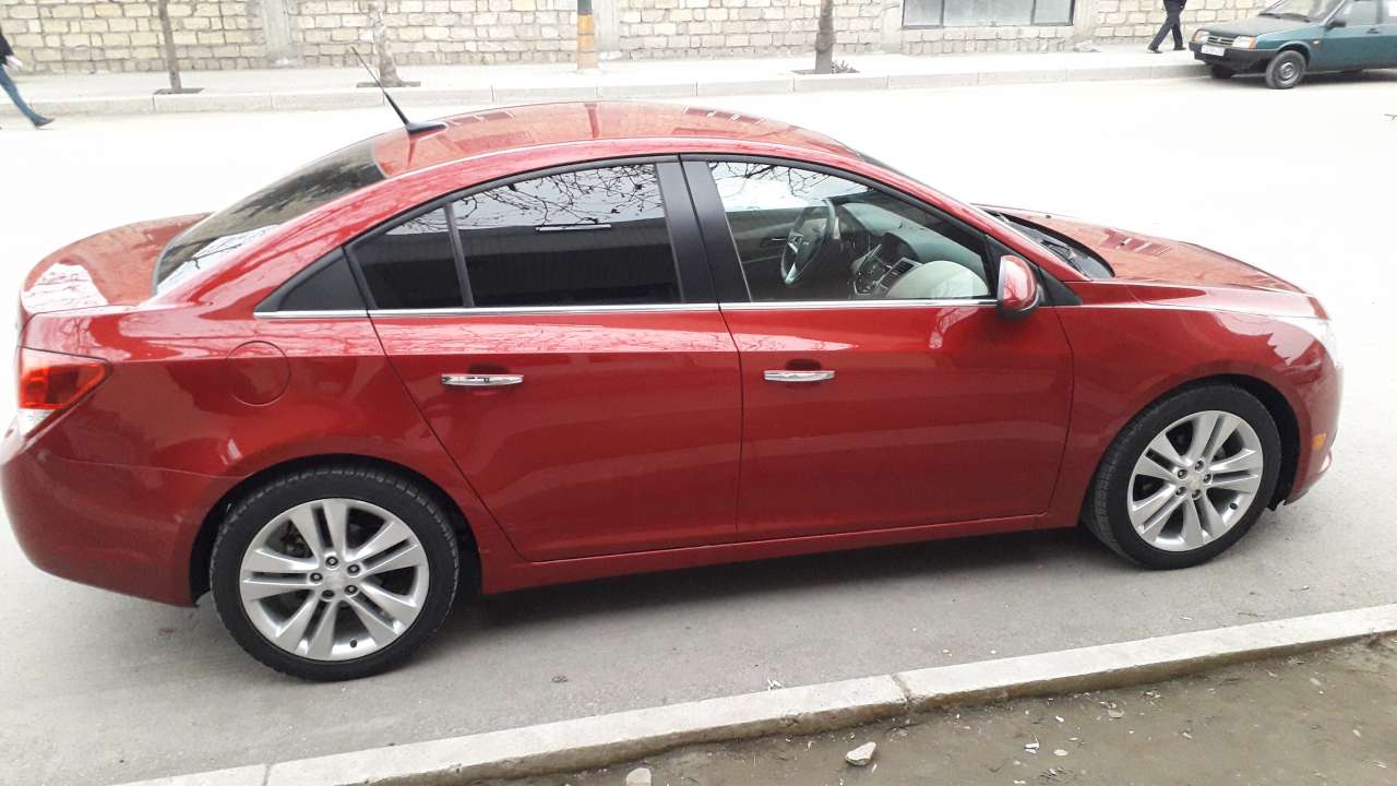 Chevrolet Cruze, 2013 il, 1.4 L, 333 333 km