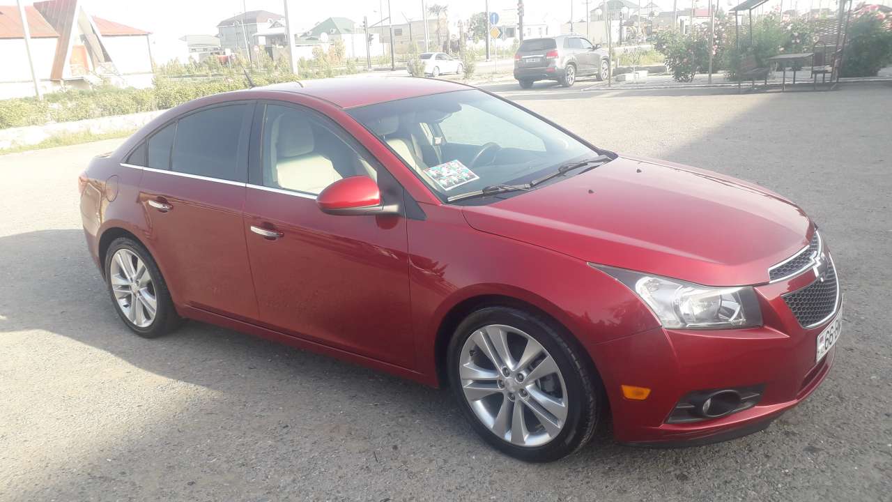 Chevrolet Cruze, 2013 il, 1.4 L, 333 333 km