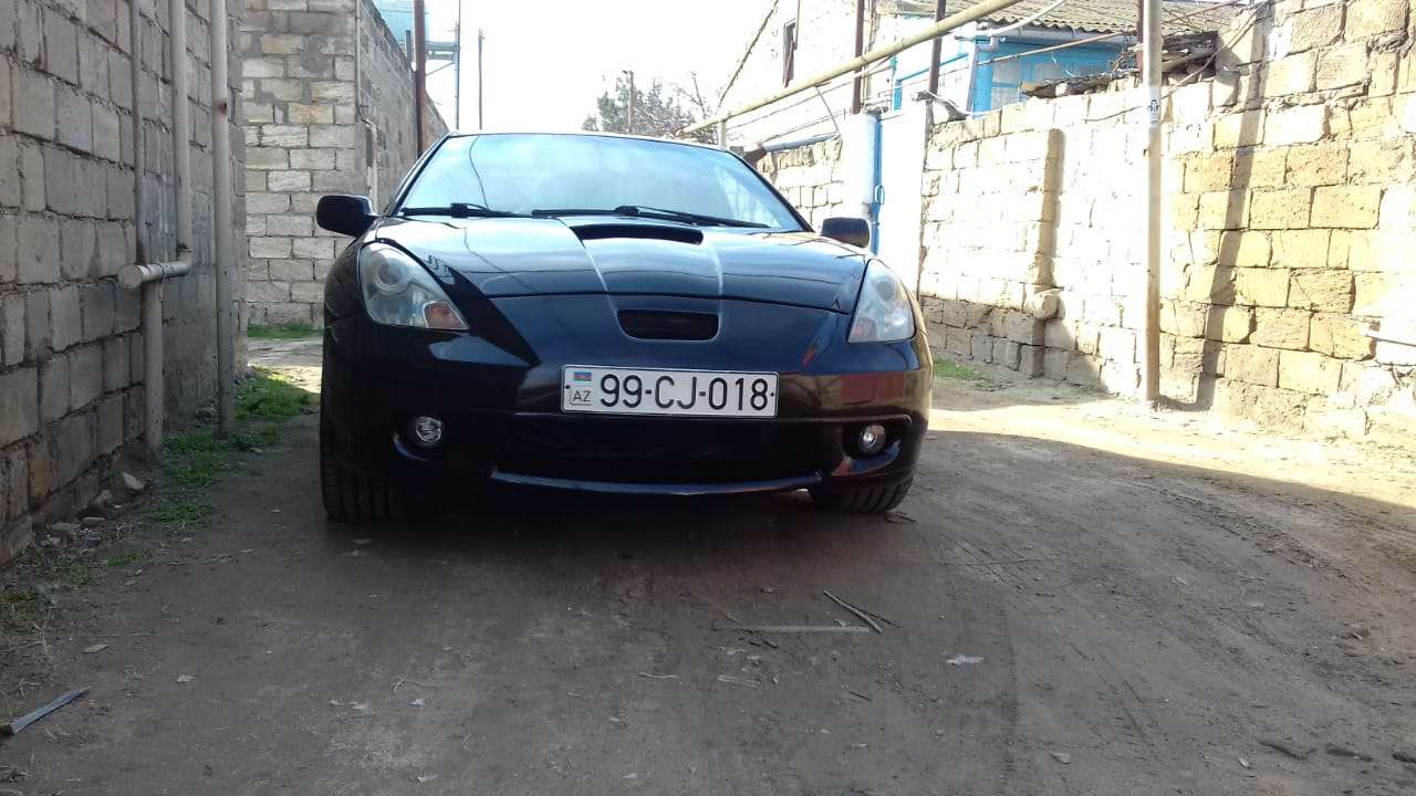 Toyota Celica, 1999 il, 2.0 L, 189 000 km