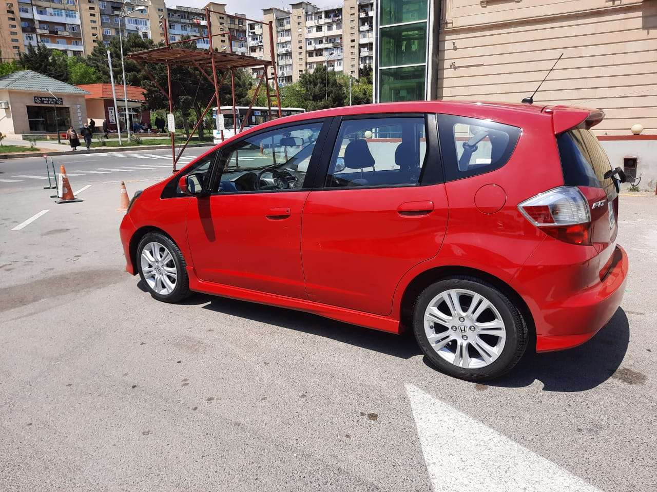 Honda Fit, 2009 il, 1.5 L, 98 000 km