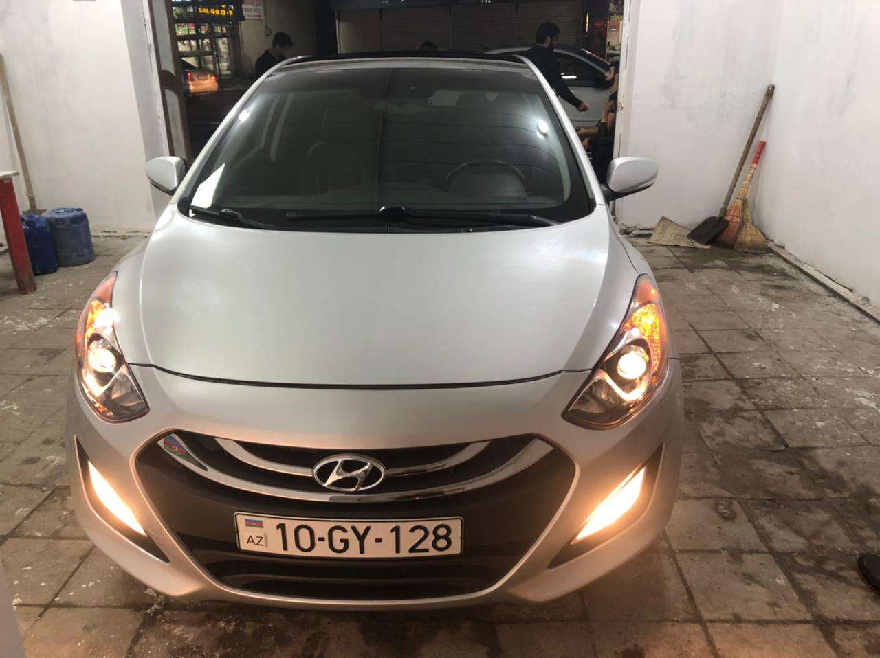 Hyundai Elantra, 2012 il, 1.8 L, 50 400 km