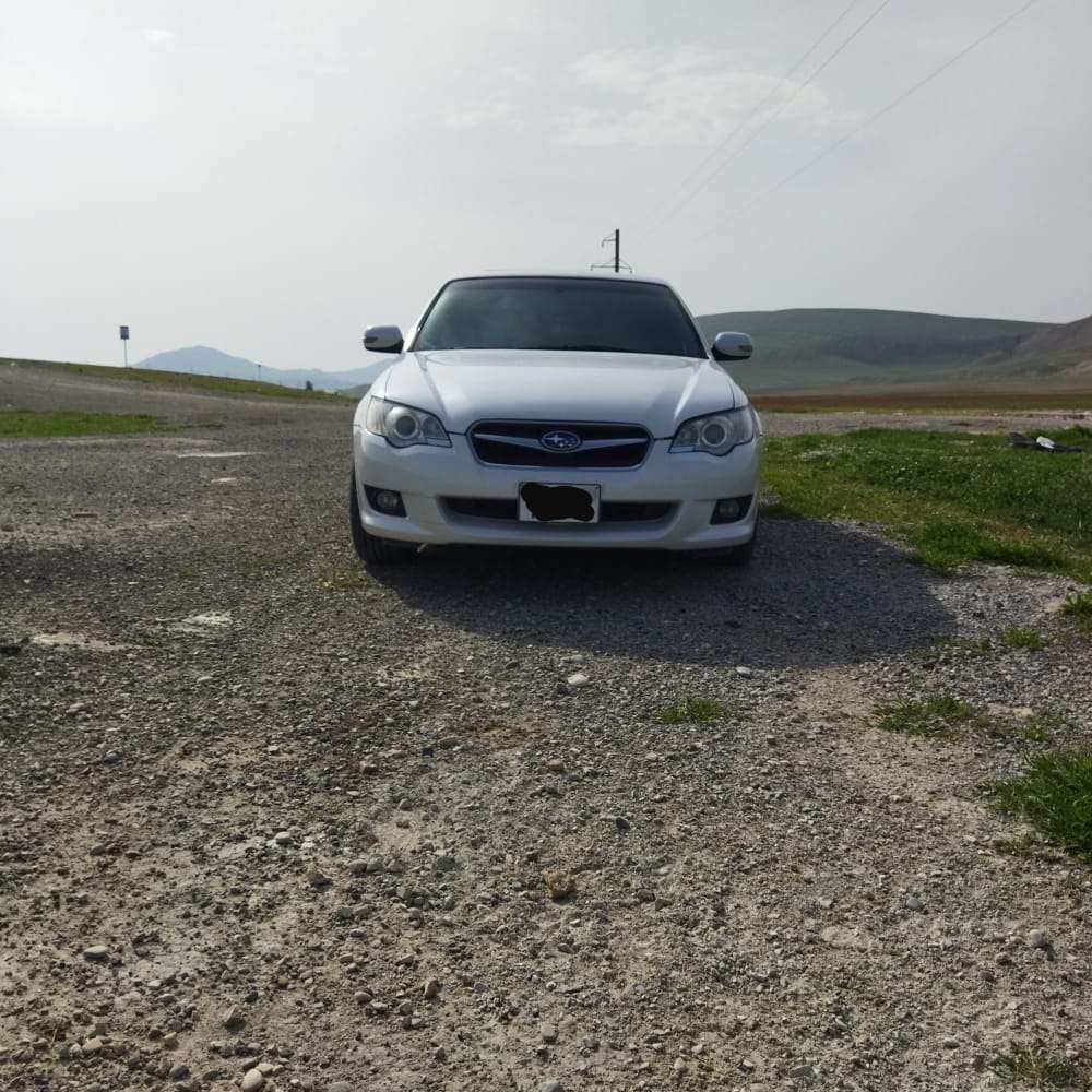 Subaru Legacy, 2008 il, 2.5 L, 215 000 km