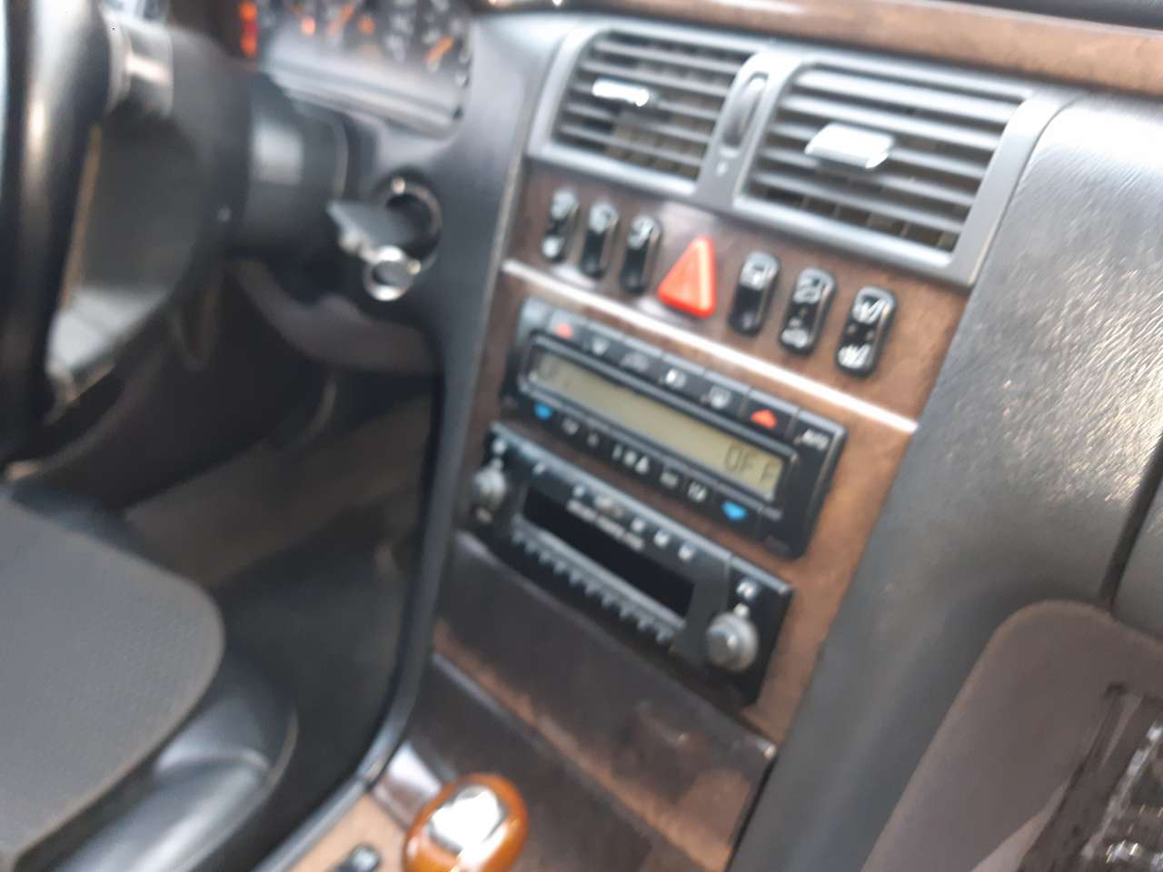 Mercedes E 240, 1999 il, 0.25 L, 260 km
