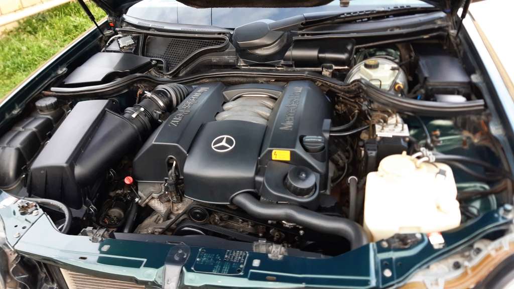 Mercedes E 240, 1999 il, 0.25 L, 260 km