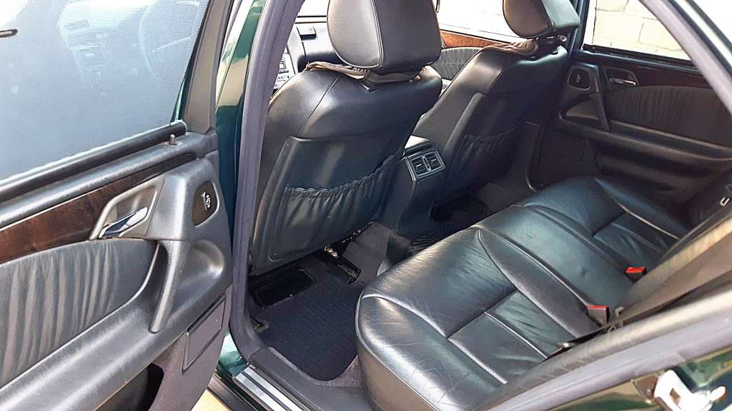 Mercedes E 240, 1999 il, 0.25 L, 260 km