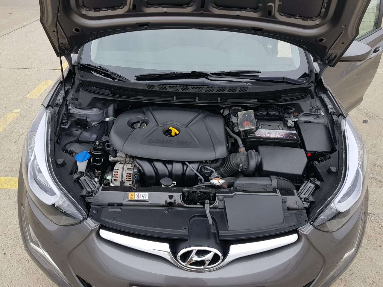 Hyundai Elantra, 2014 il, 1.8 L, 129 000 km