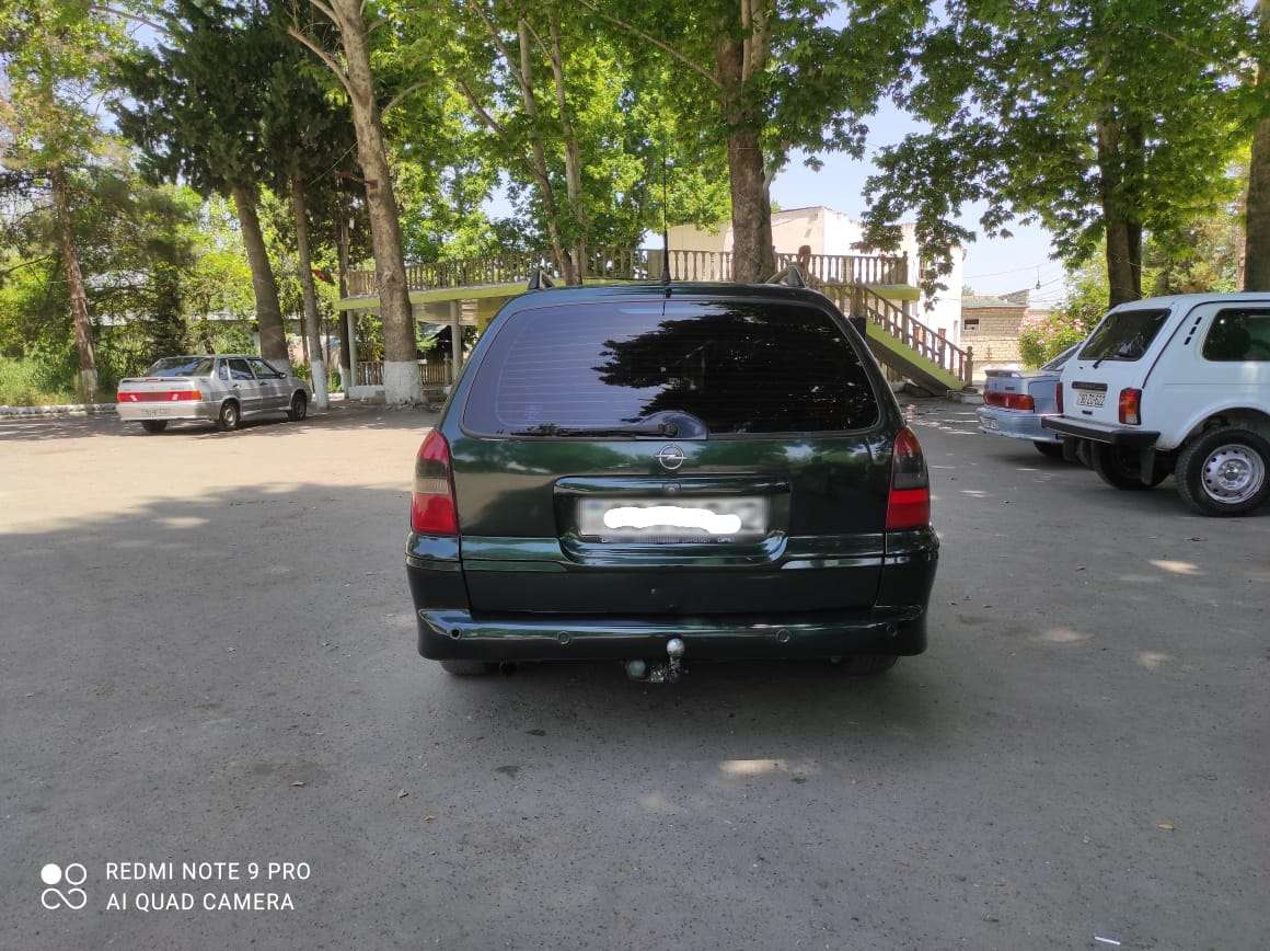 Opel Vectra, 1999 il, 1.6 L, 257 463 km