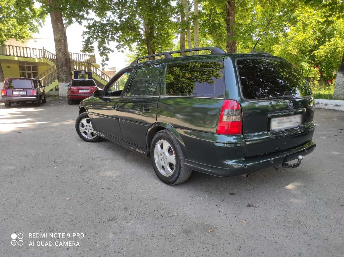 Opel Vectra, 1999 il, 1.6 L, 257 463 km
