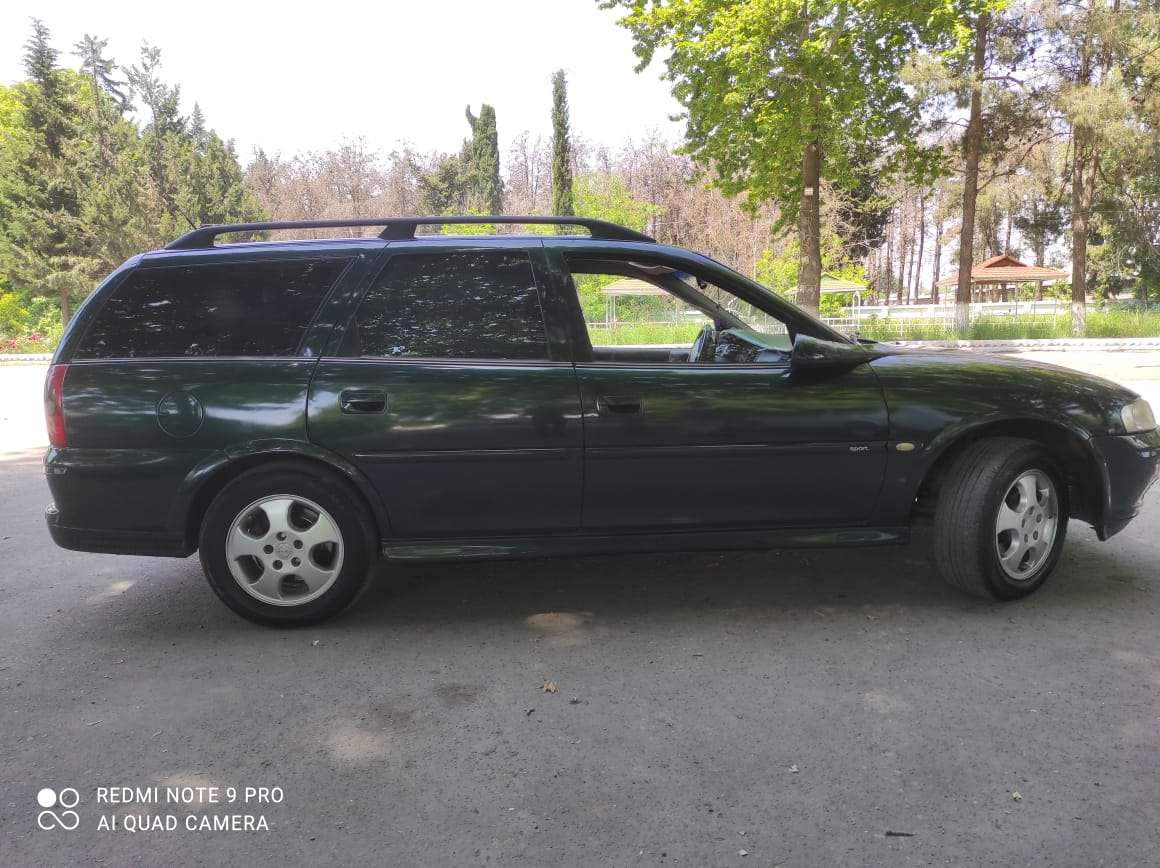 Opel Vectra, 1999 il, 1.6 L, 257 463 km