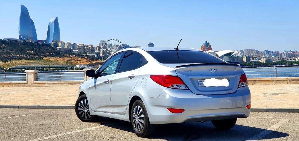 Hyundai Accent, 2017 il, 1.6 L, 80 001 km