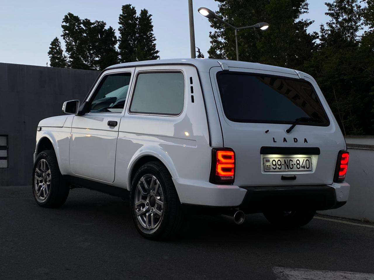 LADA (VAZ) Niva, 2015 il, 1.7 L, 77 000 km