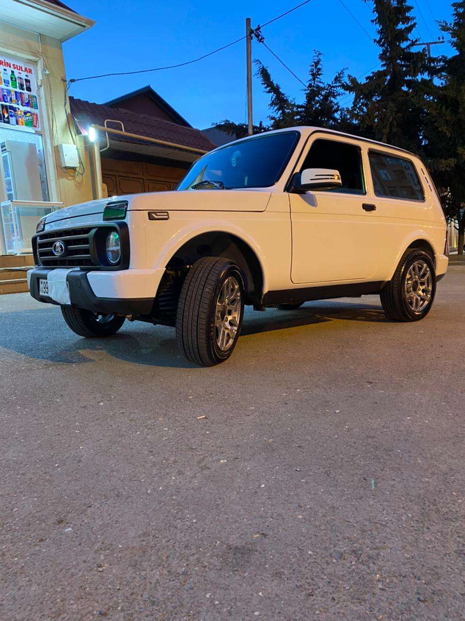 LADA (VAZ) Niva, 2015 il, 1.7 L, 77 000 km