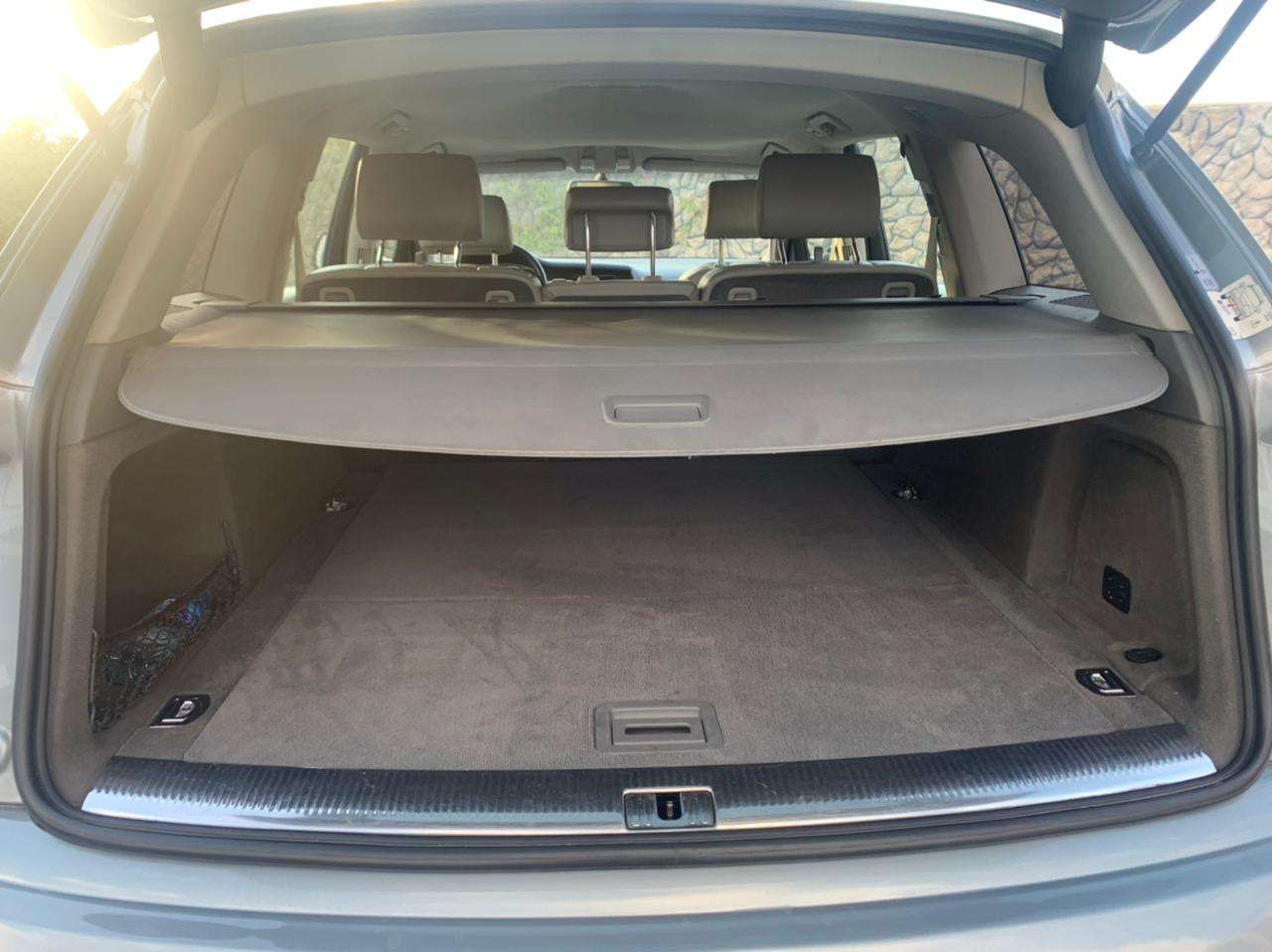 Audi Q7, 2007 il, 3.0 L, 210 000 km