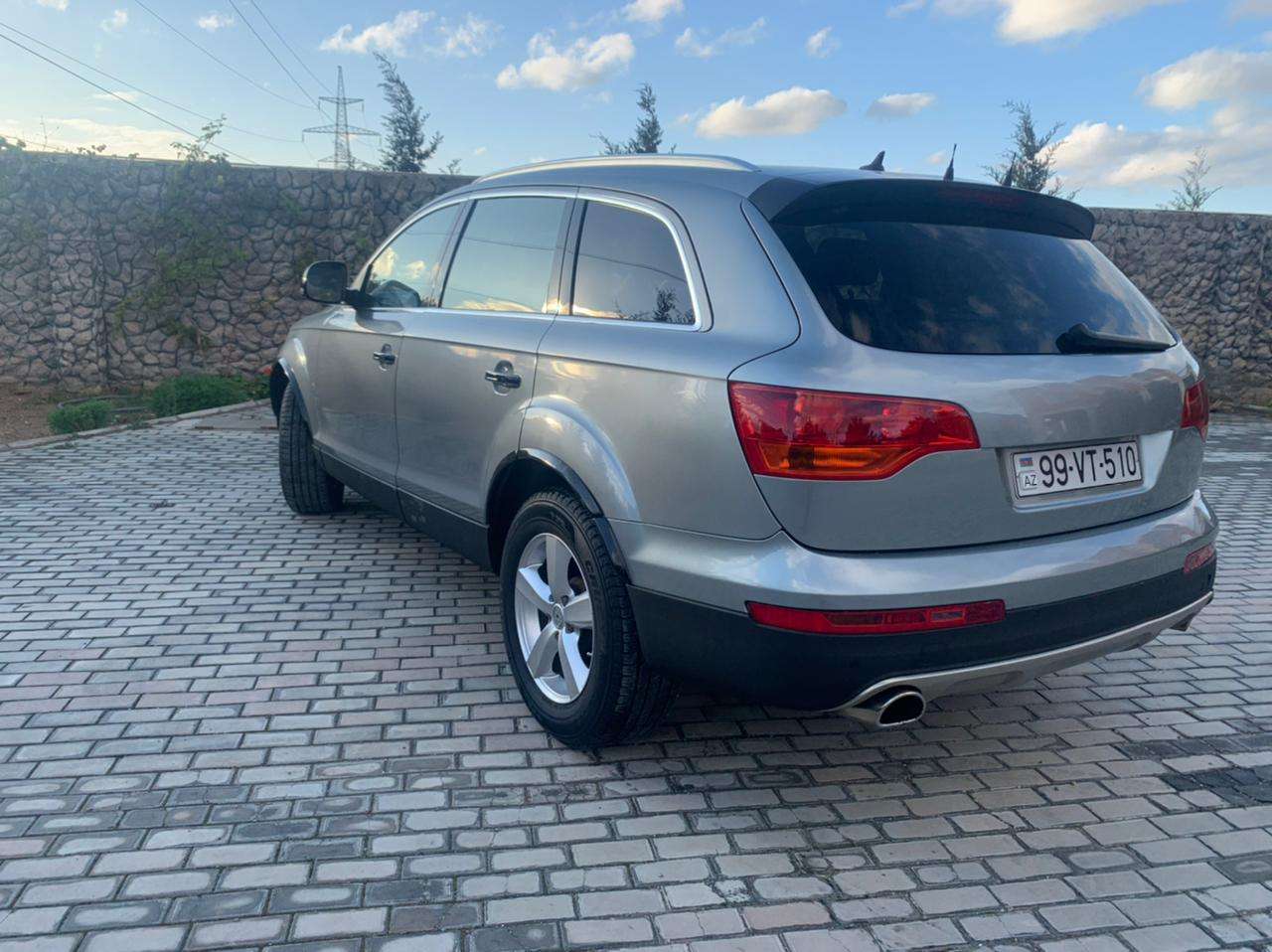 Audi Q7, 2007 il, 3.0 L, 210 000 km