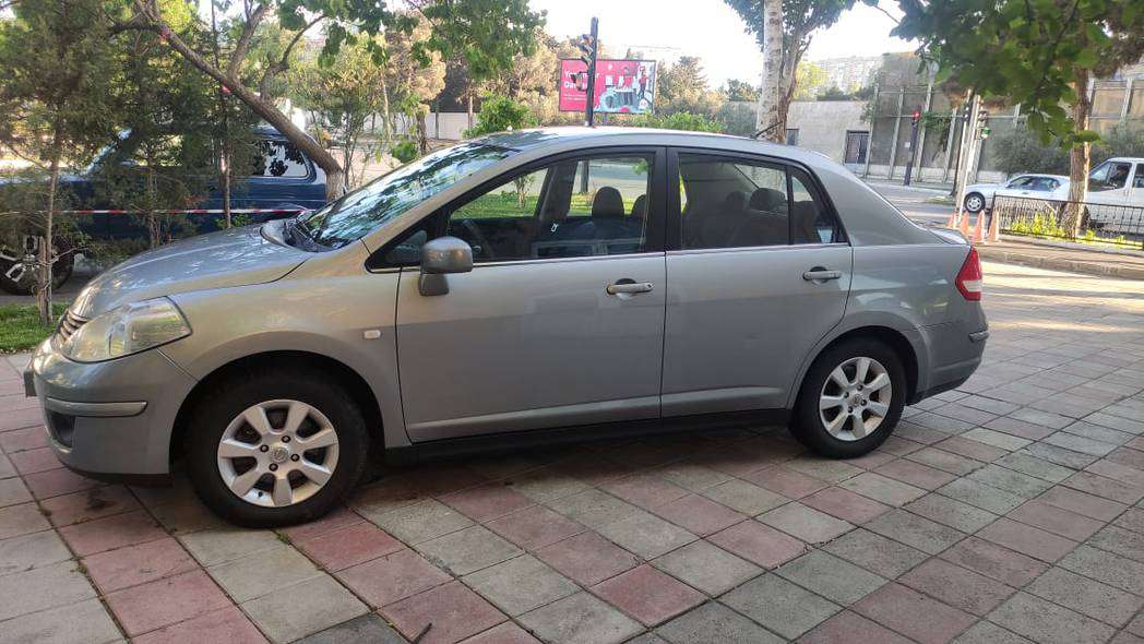 Nissan Tiida, 2007 il, 1.5 L, 198 000 km