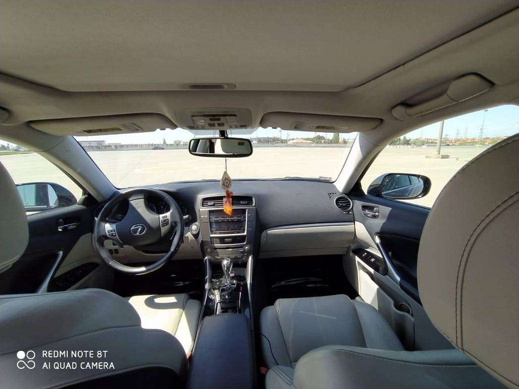 Lexus IS 250, 2012 il, 2.5 L, 122 000 km