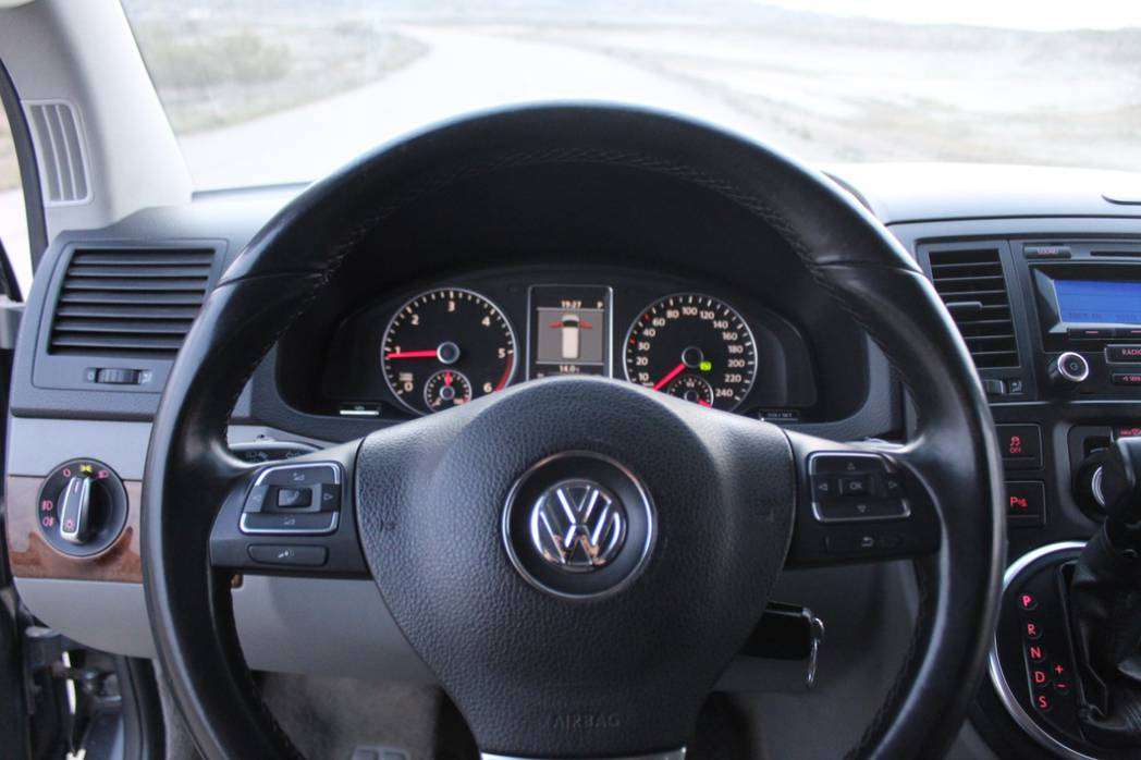 Volkswagen Multivan, 2011 il, 2.0 L, 399 000 km