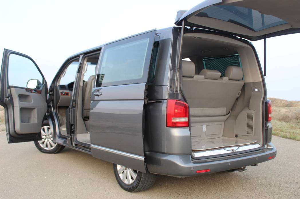 Volkswagen Multivan, 2011 il, 2.0 L, 399 000 km