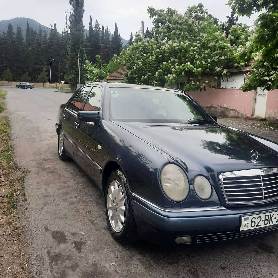 Mercedes E 240, 1997 il, 2.4 L, 317 210 km