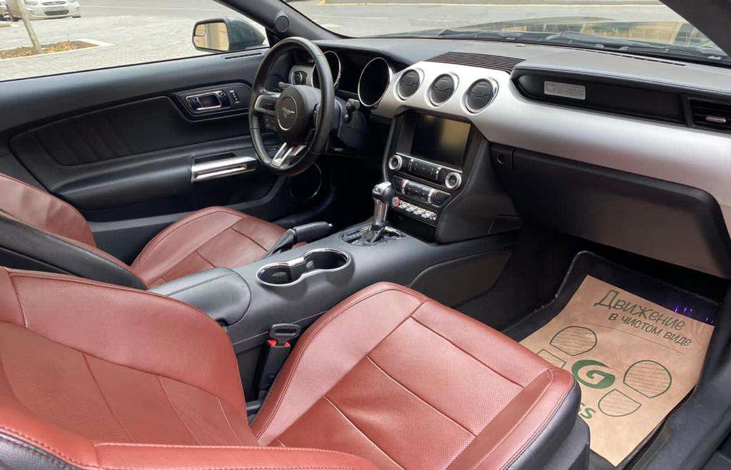 Ford Mustang, 2015 il, 2.3 L, 96 000 km