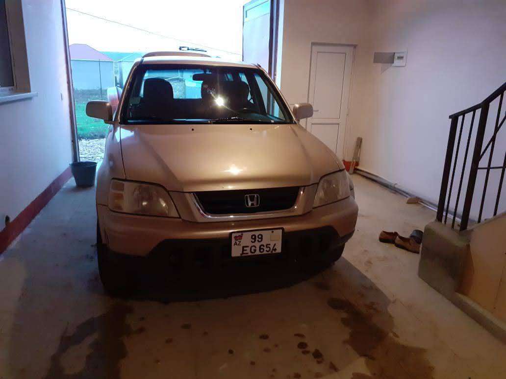 Honda CR-V, 2000 il, 2.0 L, 142 000 km