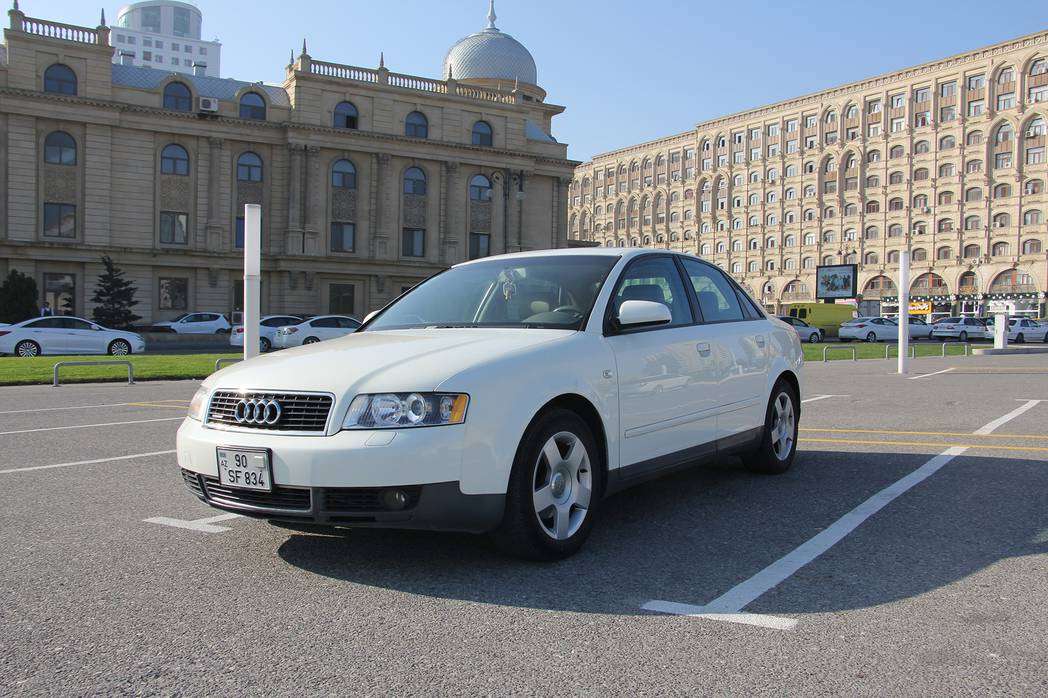 Audi A4, 2003 il, 1.8 L, 250 000 km