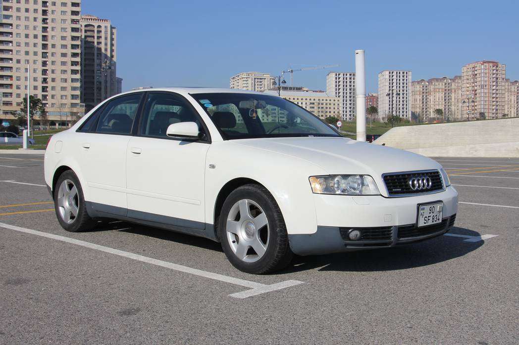 Audi A4, 2003 il, 1.8 L, 250 000 km
