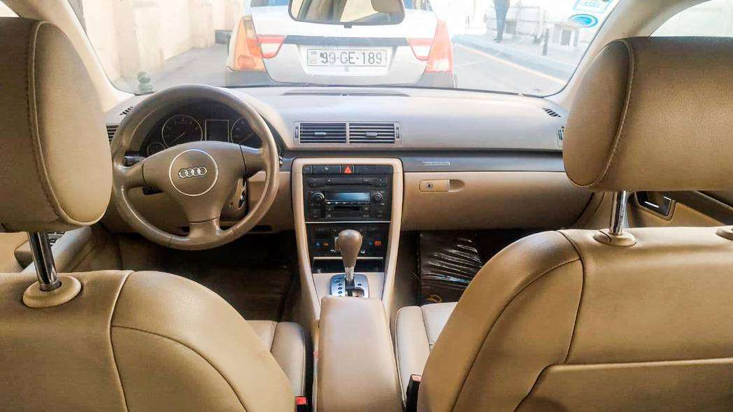 Audi A4, 2003 il, 1.8 L, 250 000 km